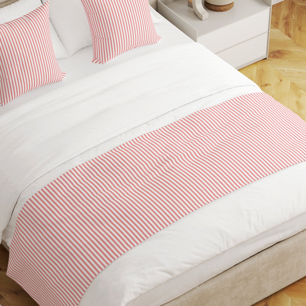 Classic_Lipstick_RedBed_Runner_Main